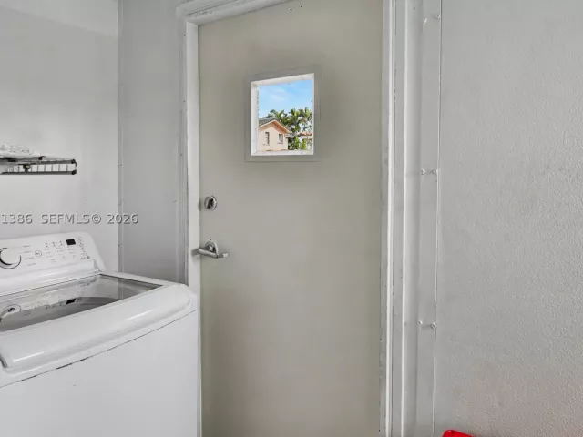 Продажа дома по адресу 3538 SW 87th Ct - фото 9477798