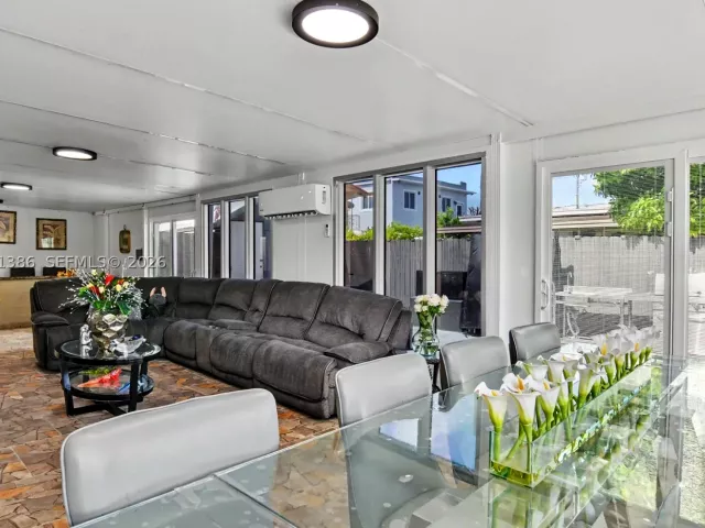 Продажа дома по адресу 3538 SW 87th Ct - фото 9477809
