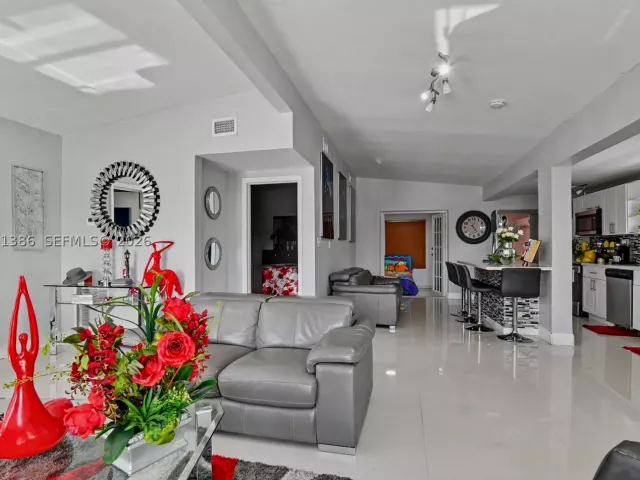 Продажа дома по адресу 3538 SW 87th Ct - фото 9477764