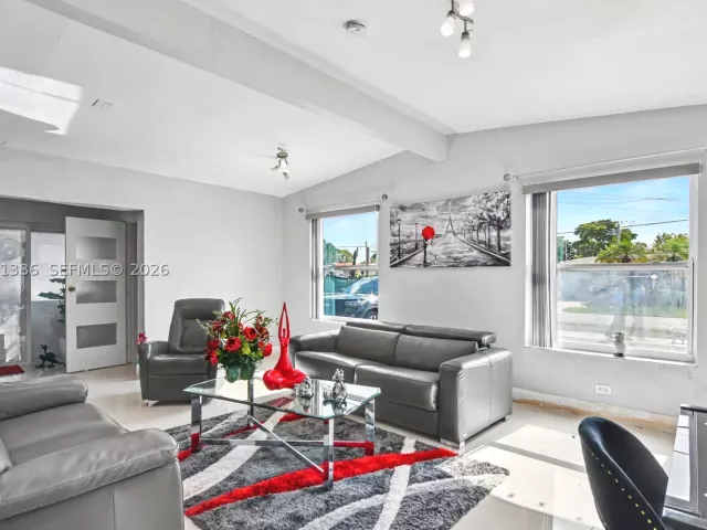 Продажа дома по адресу 3538 SW 87th Ct - фото 9477765