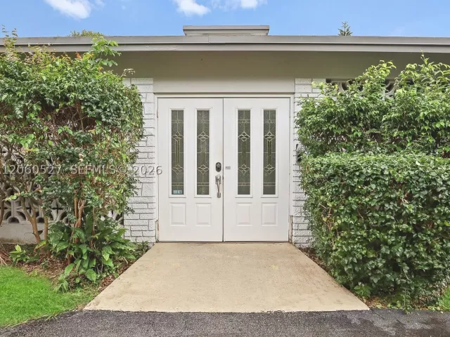 Продажа дома по адресу 4810 Johnson St - фото 9372483
