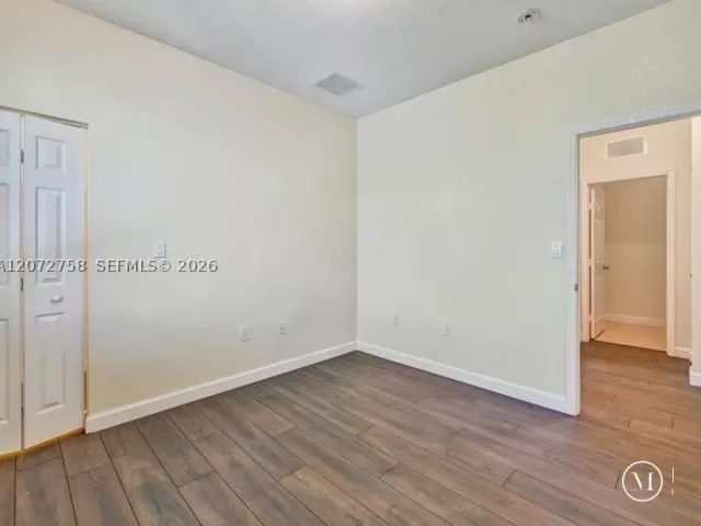 Продажа дома по адресу 7490 NW 115th Ct - фото 9335969