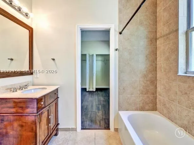 Продажа дома по адресу 7490 NW 115th Ct - фото 9335975