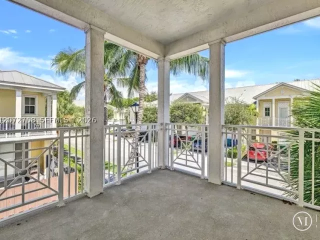 Продажа дома по адресу 7490 NW 115th Ct - фото 9335981