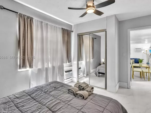 Продажа дома по адресу 1943 Rodman St - фото 9334471