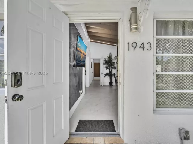 Продажа дома по адресу 1943 Rodman St - фото 9334493