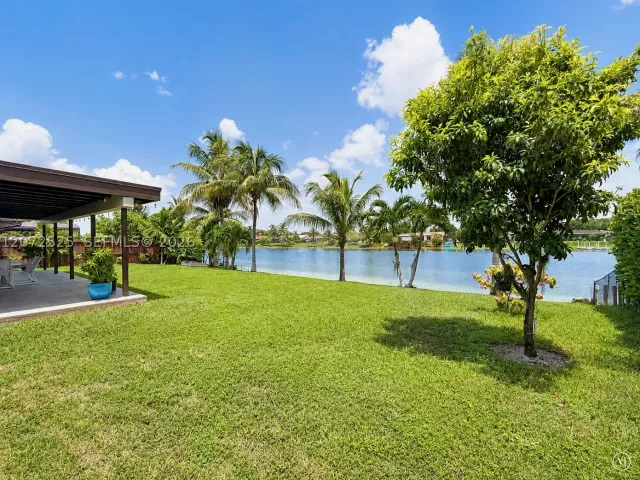 Продажа дома по адресу 14011 SW 74th Ter - фото 9369165