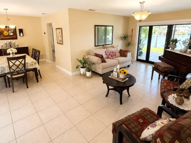 Продажа дома по адресу 14011 SW 74th Ter - фото 9369148
