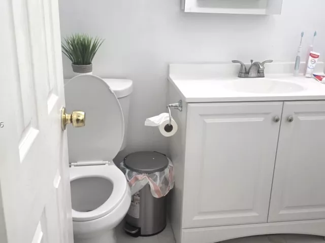Продажа дома по адресу 4118 N Circle Dr - фото 9335833