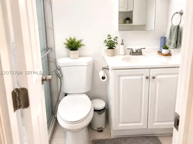 Продажа дома по адресу 4118 N Circle Dr - фото 9335835