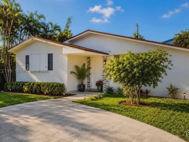 Продажа дома по адресу 4118 N Circle Dr - фото 9335841
