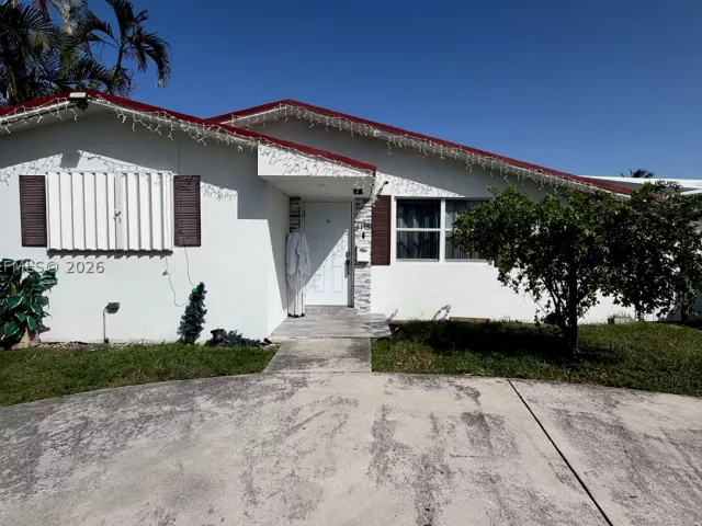Продажа дома по адресу 4118 N Circle Dr - фото 9335824