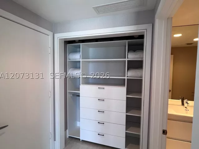 Продажа квартиры #1402 - фото 9328471