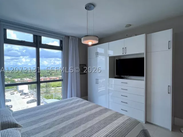 Продажа квартиры #1402 - фото 9328475