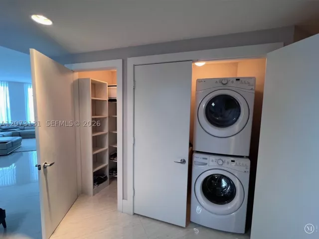 Продажа квартиры #1402 - фото 9328477