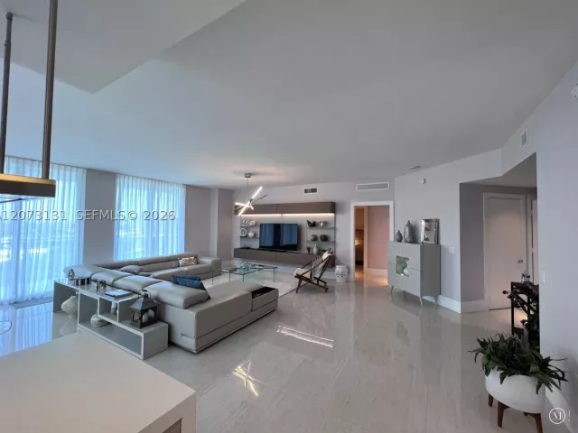 Продажа квартиры #1402 - фото 9328451