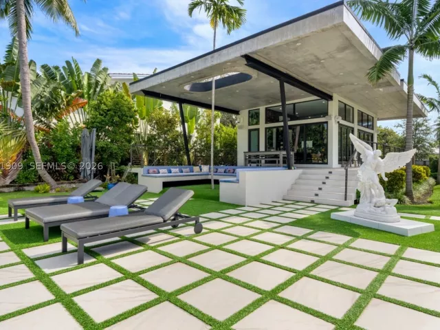 Продажа дома по адресу 795 Lakeview Dr - фото 9326509