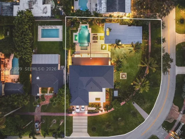 Продажа дома по адресу 795 Lakeview Dr - фото 9326517