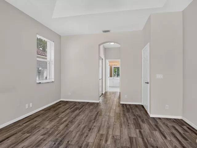 Продажа дома по адресу 10031 Lexington Estates Boulevard - фото 9482462