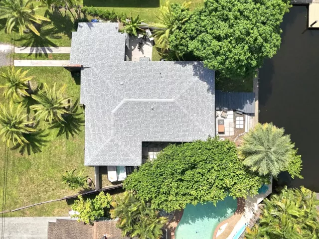 Продажа дома по адресу 35 NE 29th Street - фото 9358864