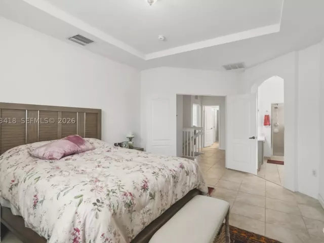 Продажа дома по адресу 8741 NW 110th Ave - фото 9327116