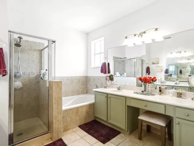 Продажа дома по адресу 8741 NW 110th Ave - фото 9327117