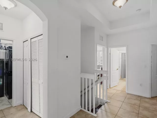 Продажа дома по адресу 8741 NW 110th Ave - фото 9327120
