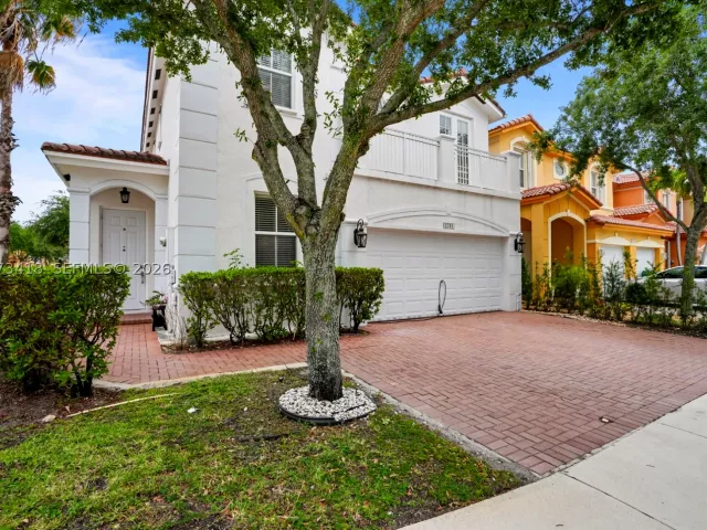 Продажа дома по адресу 8741 NW 110th Ave - фото 9327086