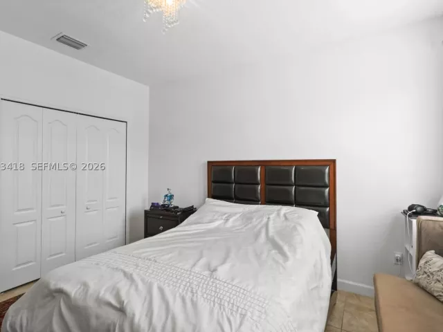 Продажа дома по адресу 8741 NW 110th Ave - фото 9327125