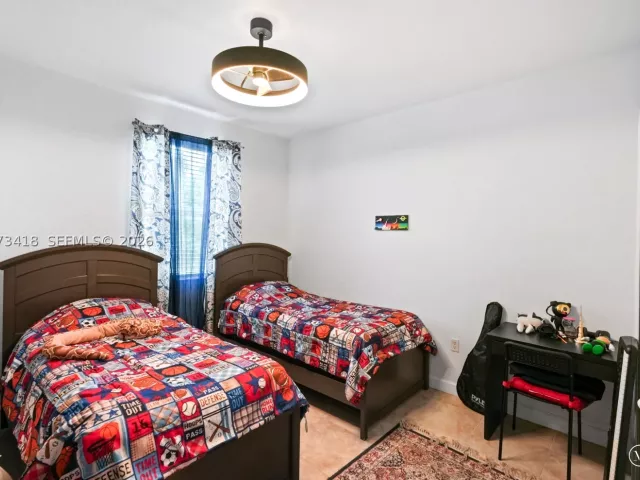 Продажа дома по адресу 8741 NW 110th Ave - фото 9327126