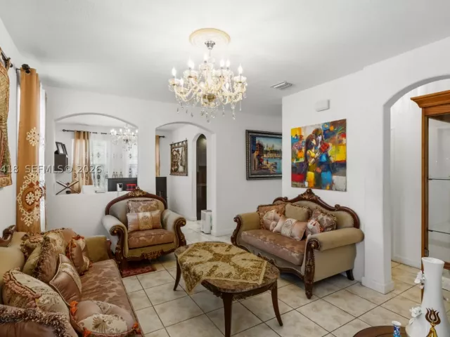 Продажа дома по адресу 8741 NW 110th Ave - фото 9327088
