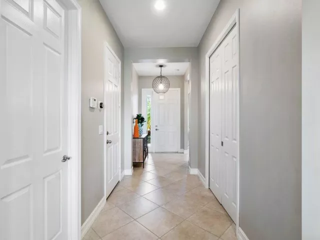 Продажа дома по адресу 7883 Clay Mica Court - фото 9327717