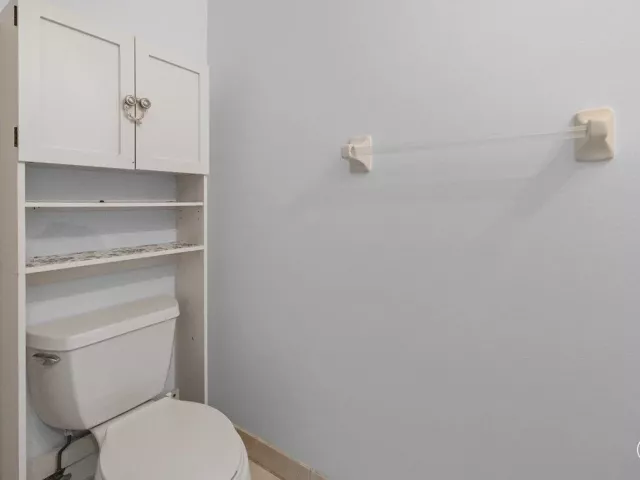 Продажа дома по адресу 4841 N CLASSICAL Boulevard - фото 9327675