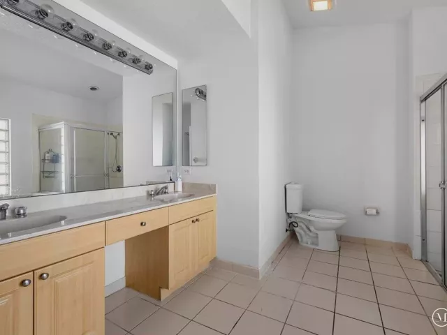 Продажа дома по адресу 4841 N CLASSICAL Boulevard - фото 9327683