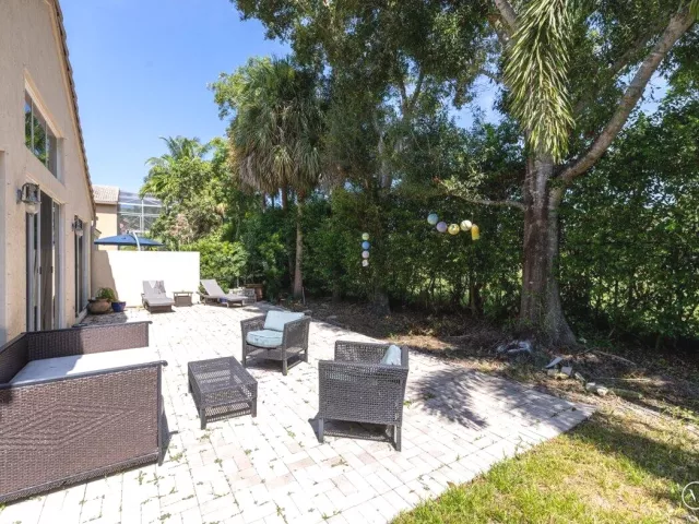 Продажа дома по адресу 4841 N CLASSICAL Boulevard - фото 9327691