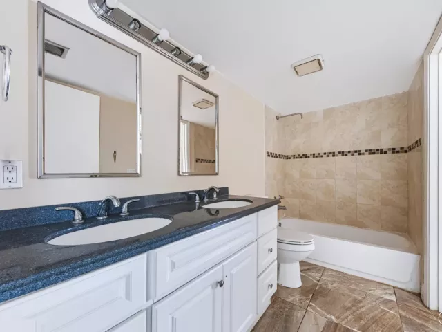 Продажа дома по адресу 5414 SUNRISE Boulevard - фото 9361067