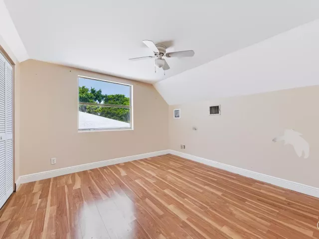 Продажа дома по адресу 5414 SUNRISE Boulevard - фото 9361070