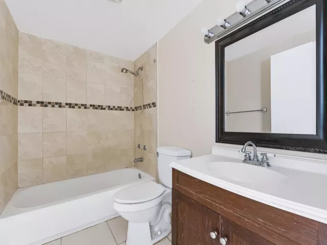 Продажа дома по адресу 5414 SUNRISE Boulevard - фото 9361072