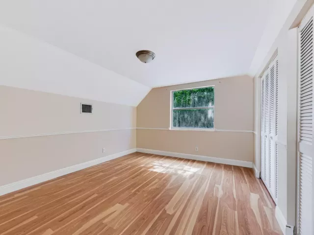 Продажа дома по адресу 5414 SUNRISE Boulevard - фото 9361073