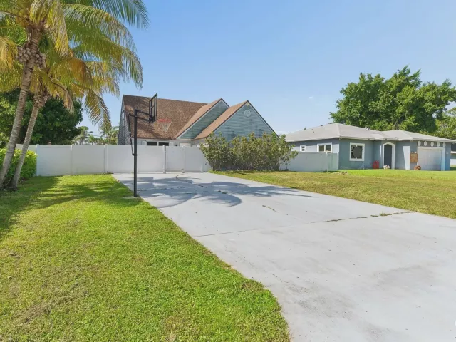 Продажа дома по адресу 5414 SUNRISE Boulevard - фото 9361051