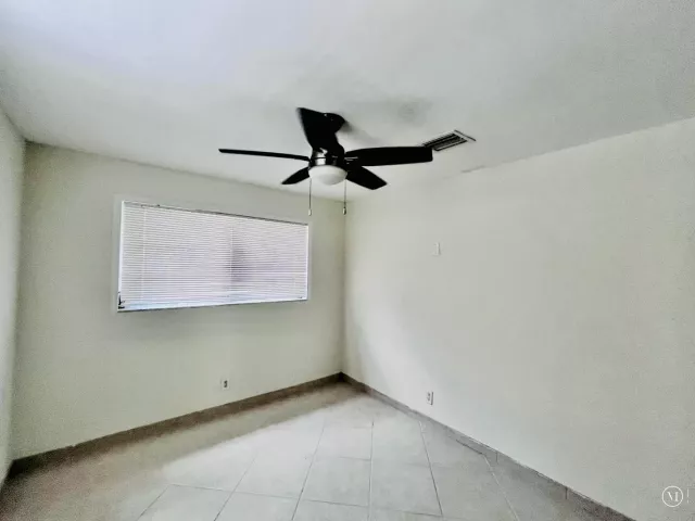 Продажа дома по адресу 924 Johnson Street - фото 9339842