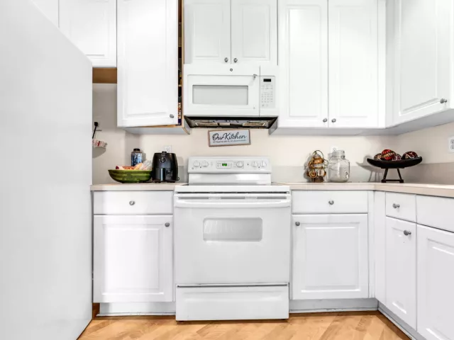 Продажа дома по адресу 7538 NW 17TH Drive - фото 9379883