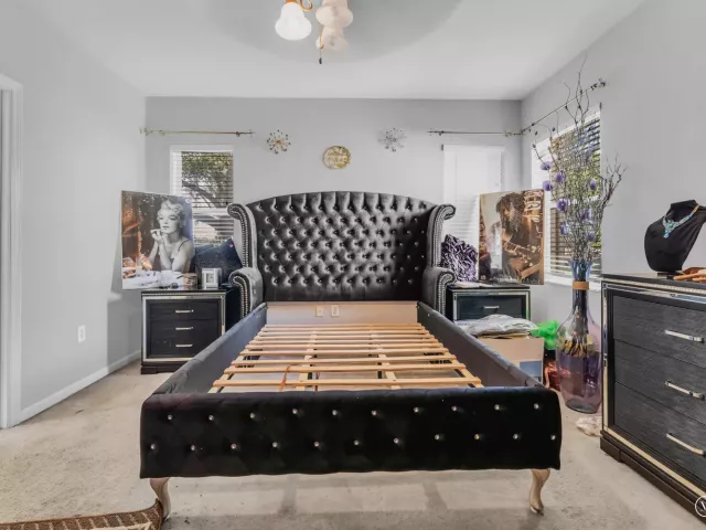 Продажа дома по адресу 7538 NW 17TH Drive - фото 9379888