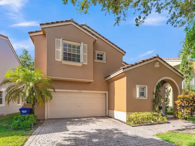Продажа дома по адресу 7538 NW 17TH Drive - фото 9379871