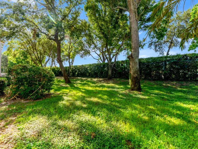 Продажа дома по адресу 7538 NW 17TH Drive - фото 9379906