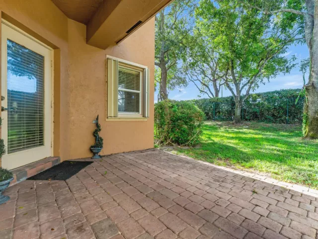 Продажа дома по адресу 7538 NW 17TH Drive - фото 9379916