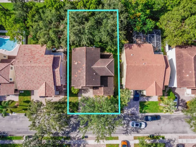 Продажа дома по адресу 7538 NW 17TH Drive - фото 9379921