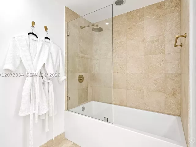 Продажа квартиры #2304 - фото 9330779