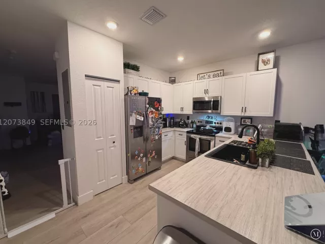 Продажа дома по адресу 18062 SW 147th Ct - фото 9366653