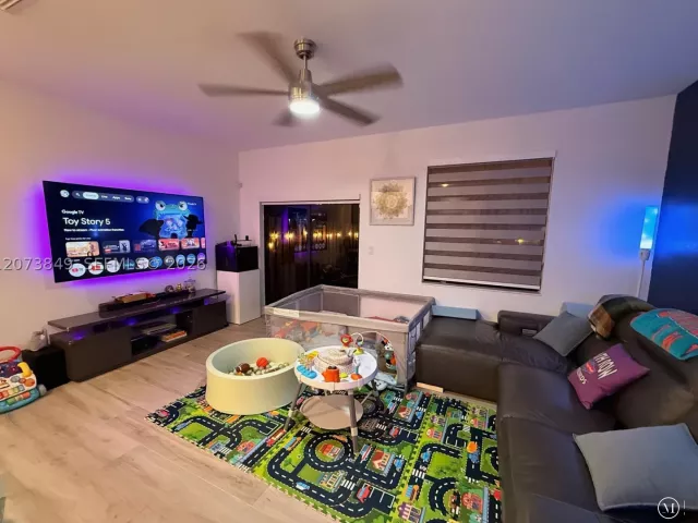 Продажа дома по адресу 18062 SW 147th Ct - фото 9366651